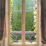 Château De La Vernède, La Grande Vernède 3*