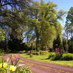 Bed & Breakfast Chateau De La Vernede, La Grande Vernede 3*