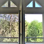 Bed & Breakfast Château De La Vernède, La Grande Vernède 3*