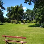 Château De La Vernède, La Grande Vernède 3* Saint-Rémy-de-Chargnat