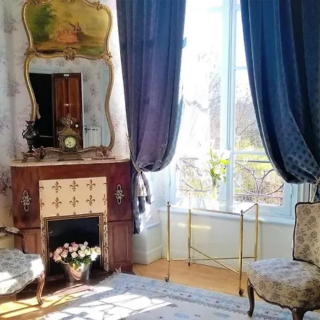 Château De La Vernède *
