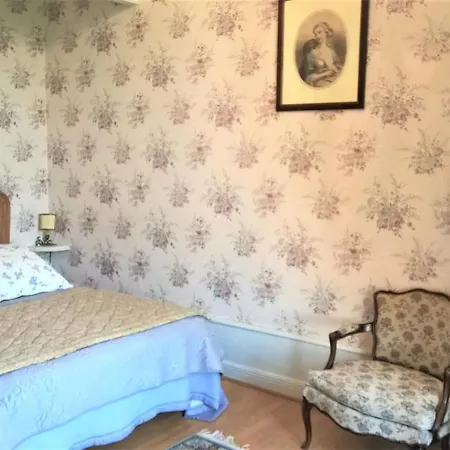 Chateau De La Vernede, La Grande Vernede 3* Saint-Rémy-de-Chargnat