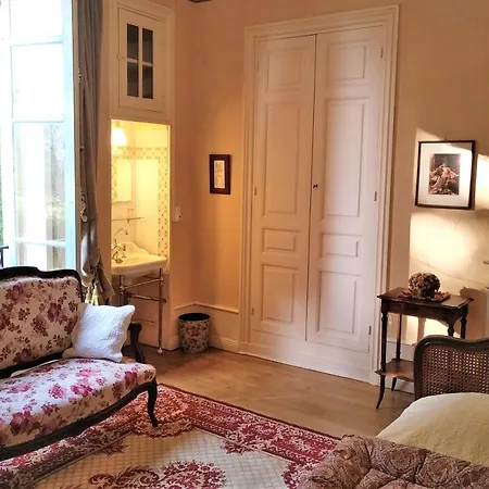 Chateau De La Vernede, La Grande Vernede