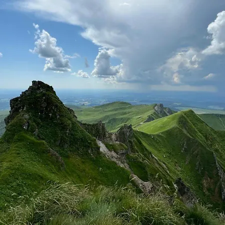 Chateau De La Vernede, La Grande Vernede Saint-Rémy-de-Chargnat