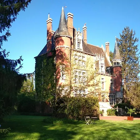 Bed & Breakfast Château De La Vernède
