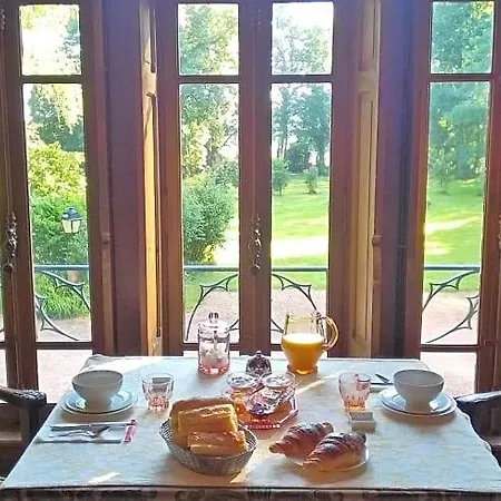 Château De La Vernède, La Grande Vernède 3*