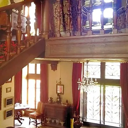 Chateau De La Vernede, La Grande Vernede 3* Saint-Rémy-de-Chargnat