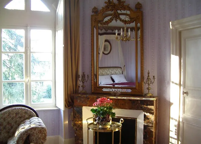 فندق مبيت وإفطار Chateau De La Vernede, La Grande Vernede 3*