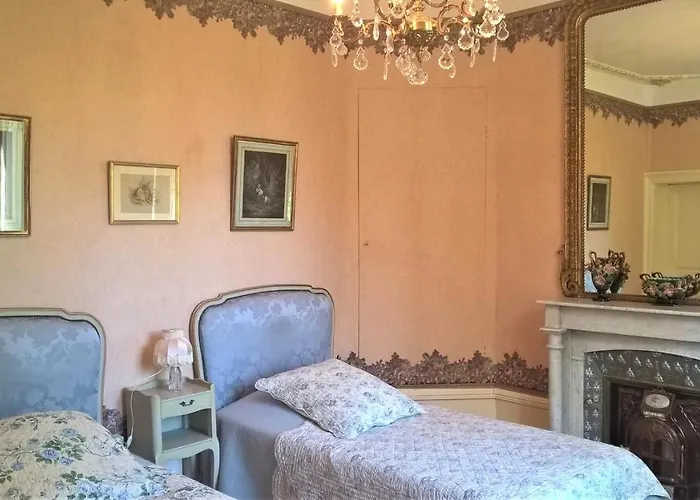 Bed and breakfast Chateau De La Vernede, La Grande Vernede