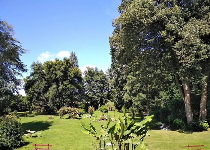 Chateau De La Vernede, La Grande Vernede فندق مبيت وإفطار 3*